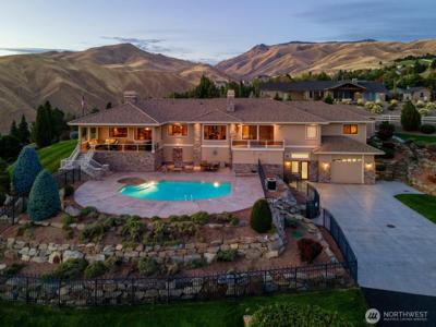 4065 Eaglerock