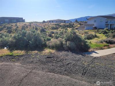 517 Island View SW