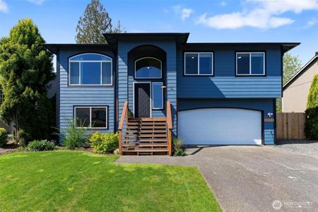 3224 91st NE