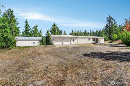 338 Lakeside