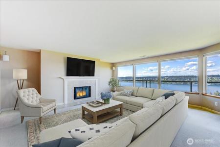 3016 Narrows