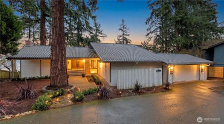 7808 89th SE