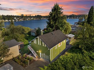 1512 Mitchell