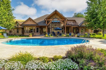 219 Highway 261