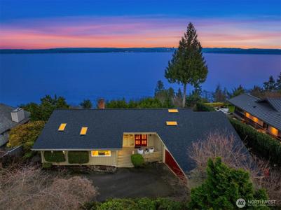 10837 Bill Point Bluff NE
