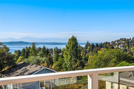 5315 46th SW