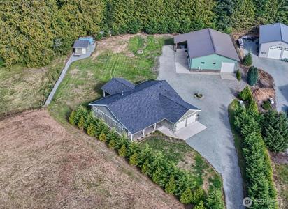 19443 Oakleaf Lane