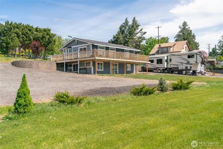 2440 Rock Island