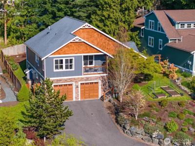 1230 Geneva Hills