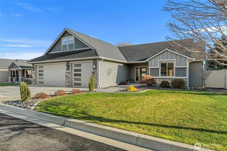 1715 Brambling Brae