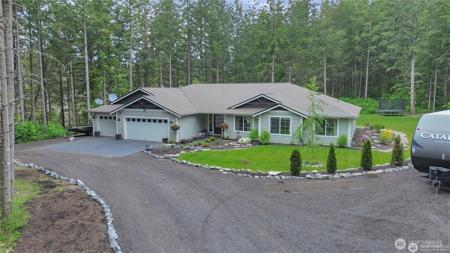 39022 Mountain Park E