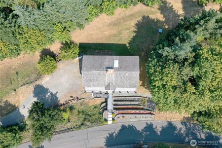 202 Fox Hollow