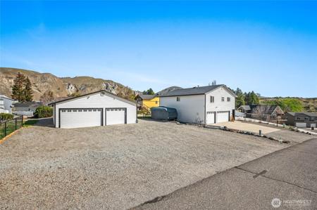 225 Marine View Pl