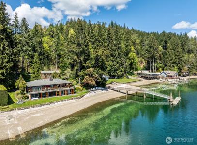12403 North Shore