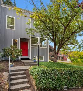 4424 4th NW