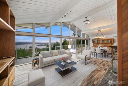 5826 Lenea NW