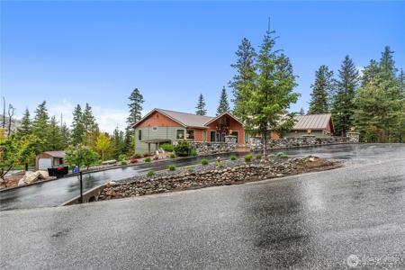 6753 Forest Ridge