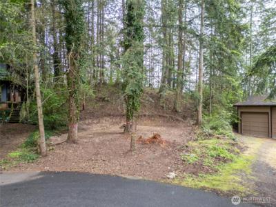 22311 Glenview SE