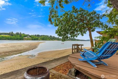 3048 Steamboat Island NW