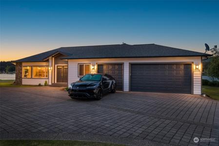 1558 Fairview