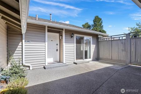 901 Marine View