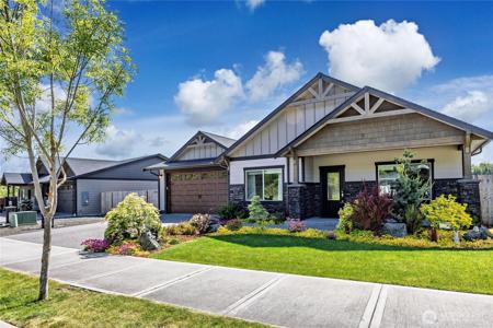 380 Broadmoor