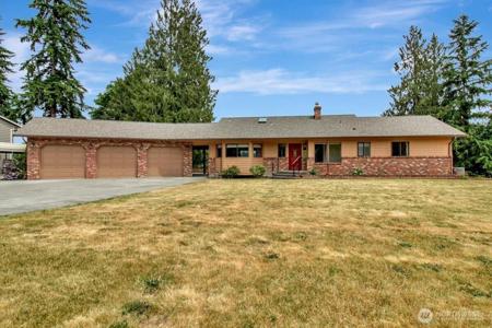 21611 88th NE