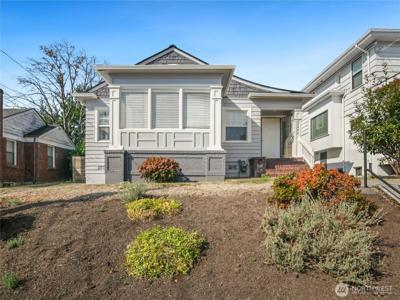 2205 31st S