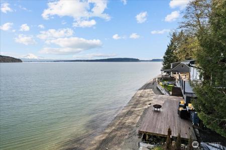 10509 Sunrise Beach NW