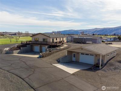 505 Desert Aire Dr SW
