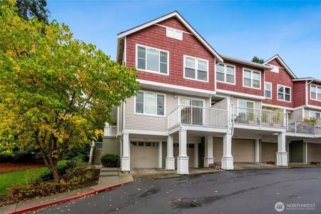 2800 Raymond