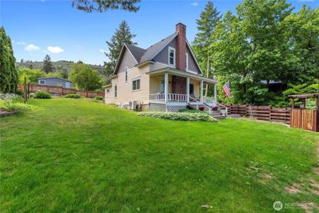 2217 Prospect
