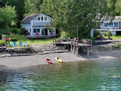 7610 Grapeview Loop