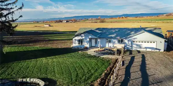 10881 Upper Badger Pocket Rd
