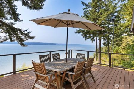 34441 Hood Canal NE