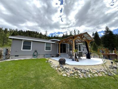 920 Toroda Creek