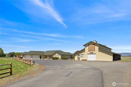 2713 Kittitas Hwy