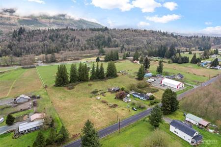 30595 Lyman Hamilton