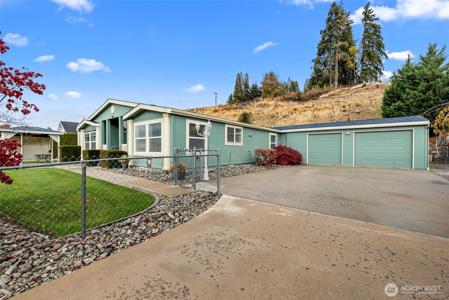 420 Sunnyslope Heights