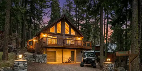 1051 Highland