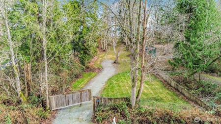 4203 Camano