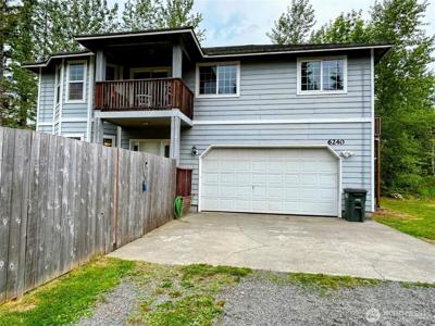 6240 Shamrock