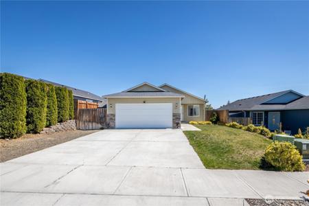 557 Montclair N