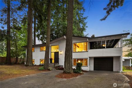 8127 230th SW