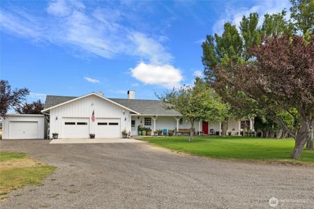 1210 Takhoma Farm