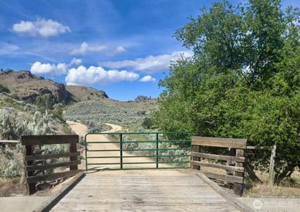 0 XY Salmon Creek