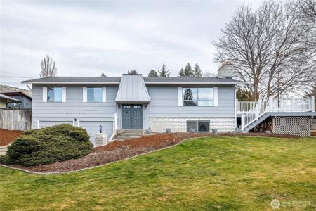 1425 Bel Air
