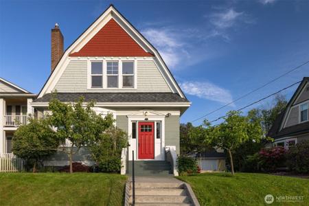 2416 Broadway