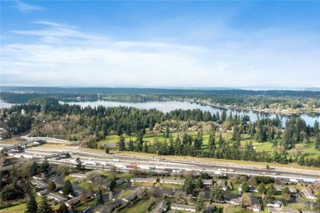7407 147th SW