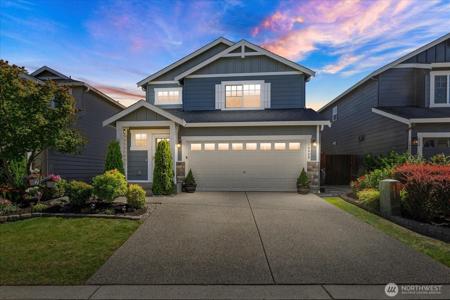 10038 2nd NE